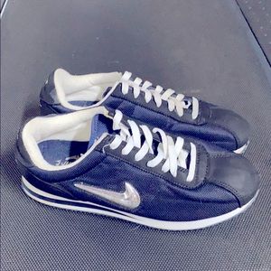 Nike Cortez size 10